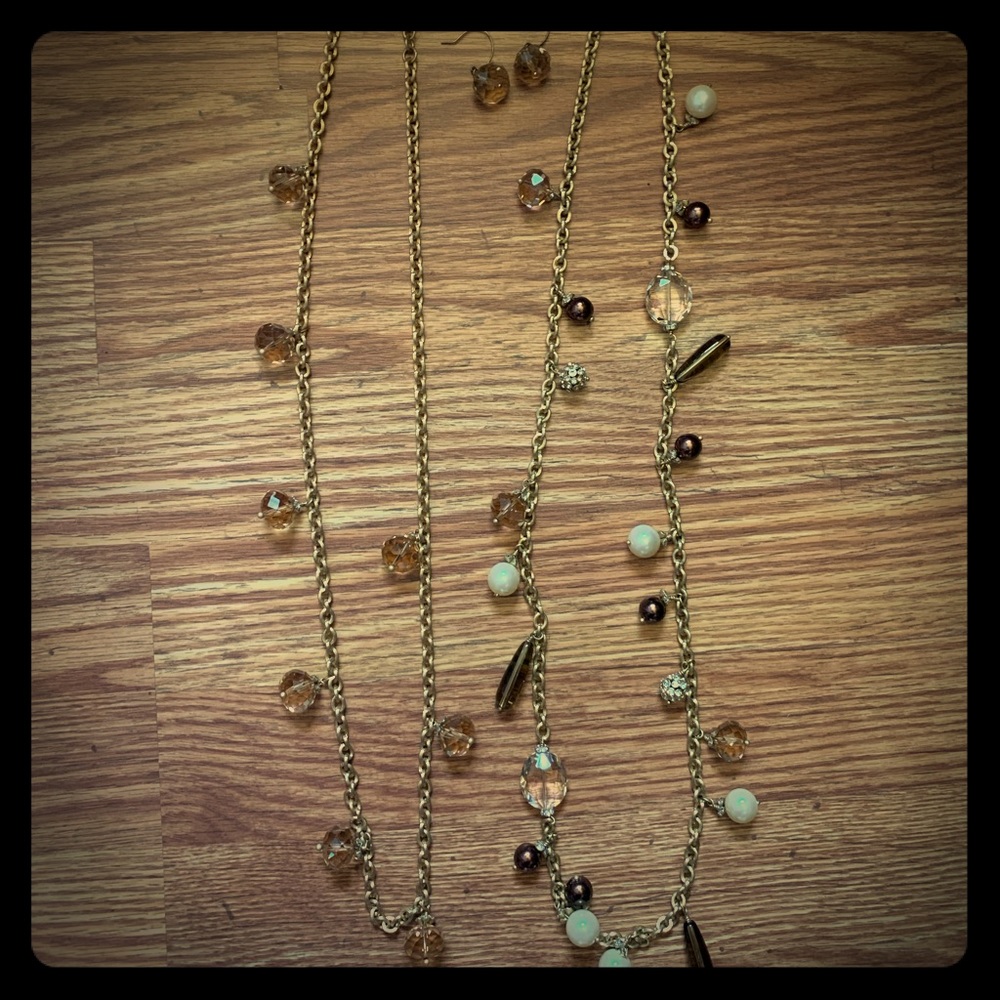 Stella and Dot Necklaces and earrings